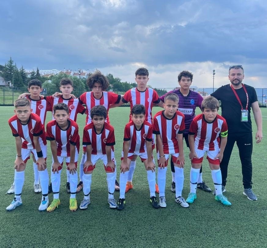 Bilecik U13 Gençler Ligi’nde 1299 Bilecik Kulübü tutulamıyor