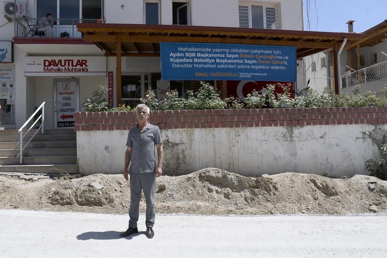 Kuşadası Belediyesi, Davutlar’da çalışmalarını sürdürüyor