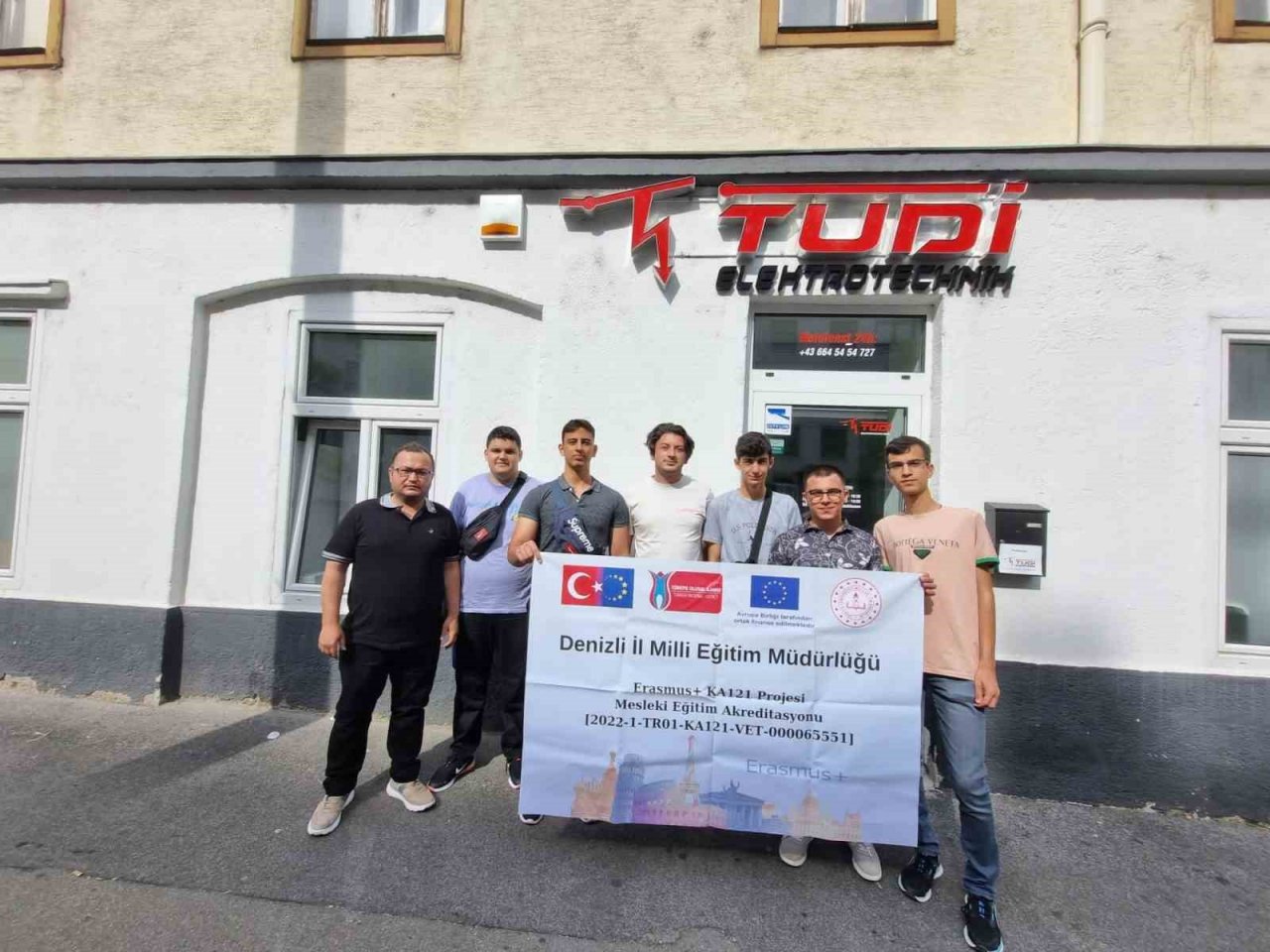 DOSTEK öğrencileri Viyana’da