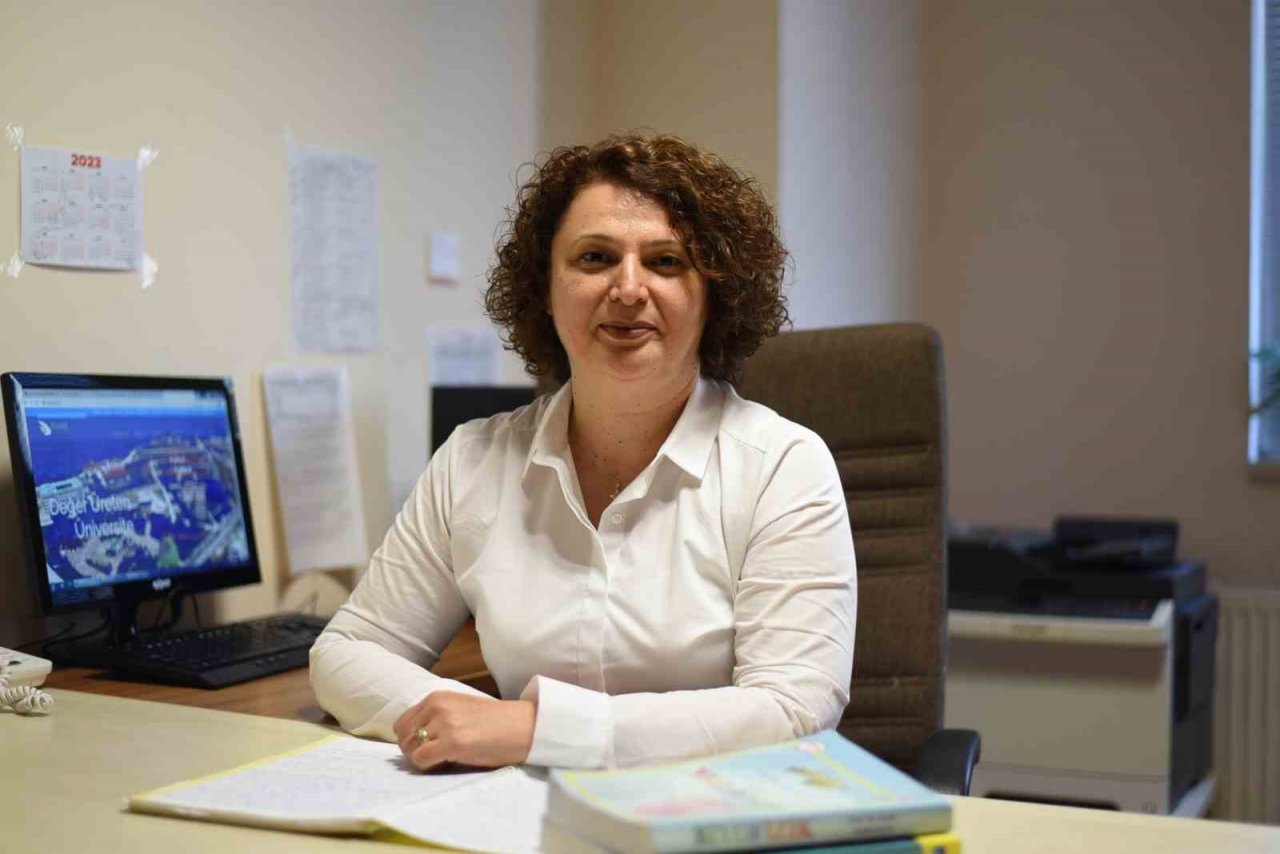 Sağlıklı bir hayat için fındık yağı tüketimini önerdi