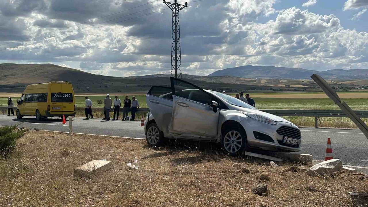 Elazığ’da trafik kazası: 1’i ağır 4 yaralı