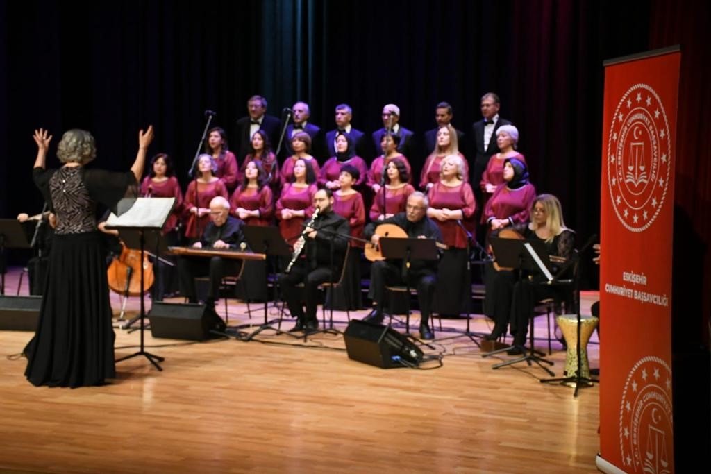 Eskişehir’de adalet çalışanları sahneye çıktı