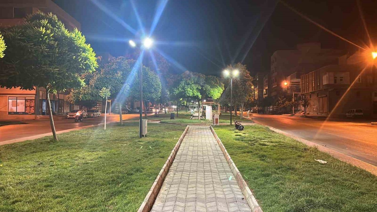 Eyyübiye parklarında görsel şölen