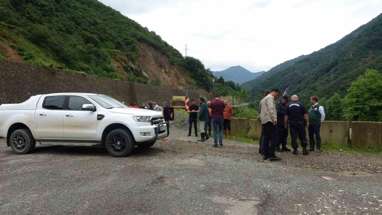 Giresun’un Duroğlu beldesindeki selde kaybolan Rıdvan Coşar’ın ailesinin bekleyişi sürüyor