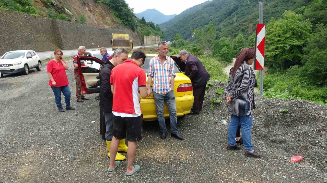 Giresun’un Duroğlu beldesindeki selde kaybolan Rıdvan Coşar’ın ailesinin bekleyişi sürüyor