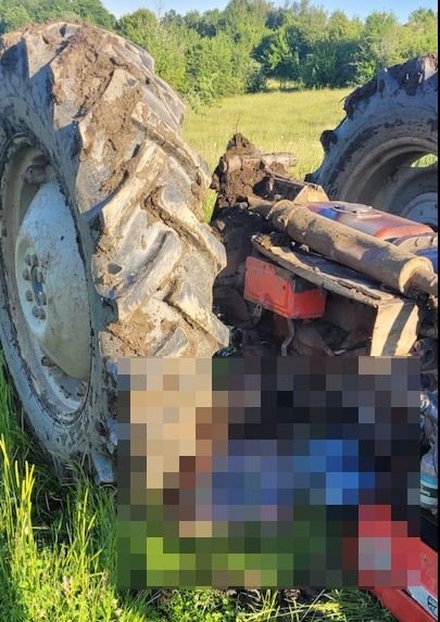 Traktörün altında kalan yaşlı adam hayatını kaybetti