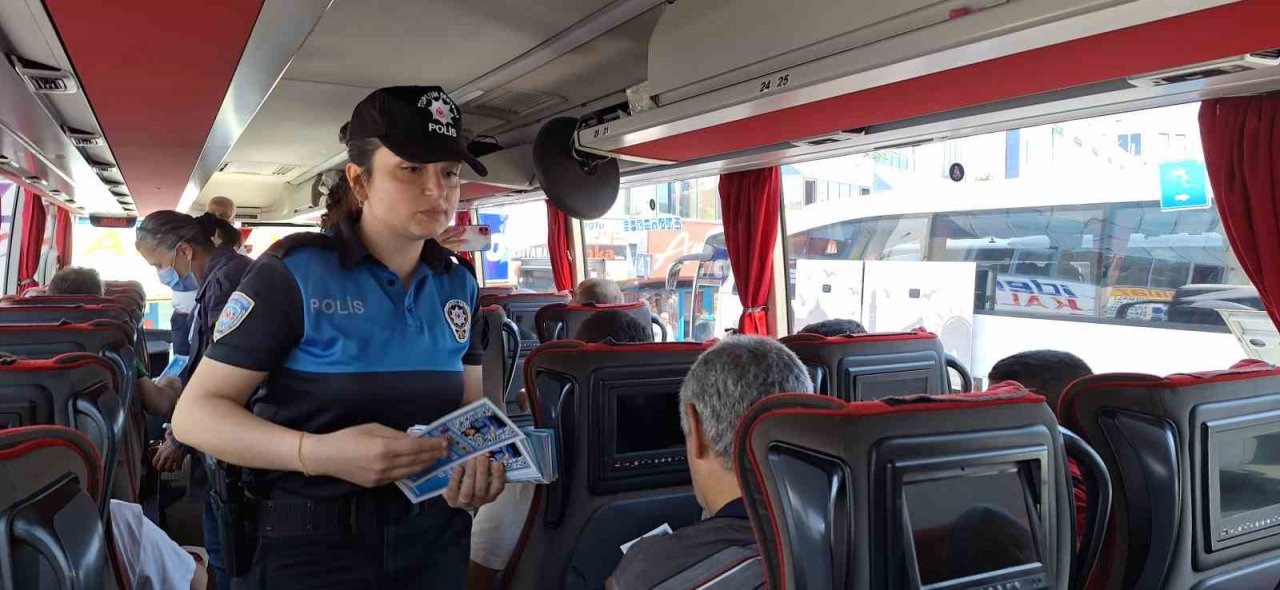 15 Temmuz Demokrasi Otogarı’nda vatandaşlara güvenli yolculuk uyarısı