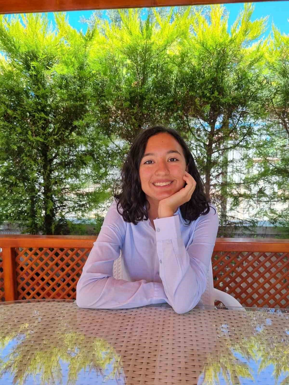 Fethiyeli Ecrin 500 tam puanla Türkiye birincisi oldu