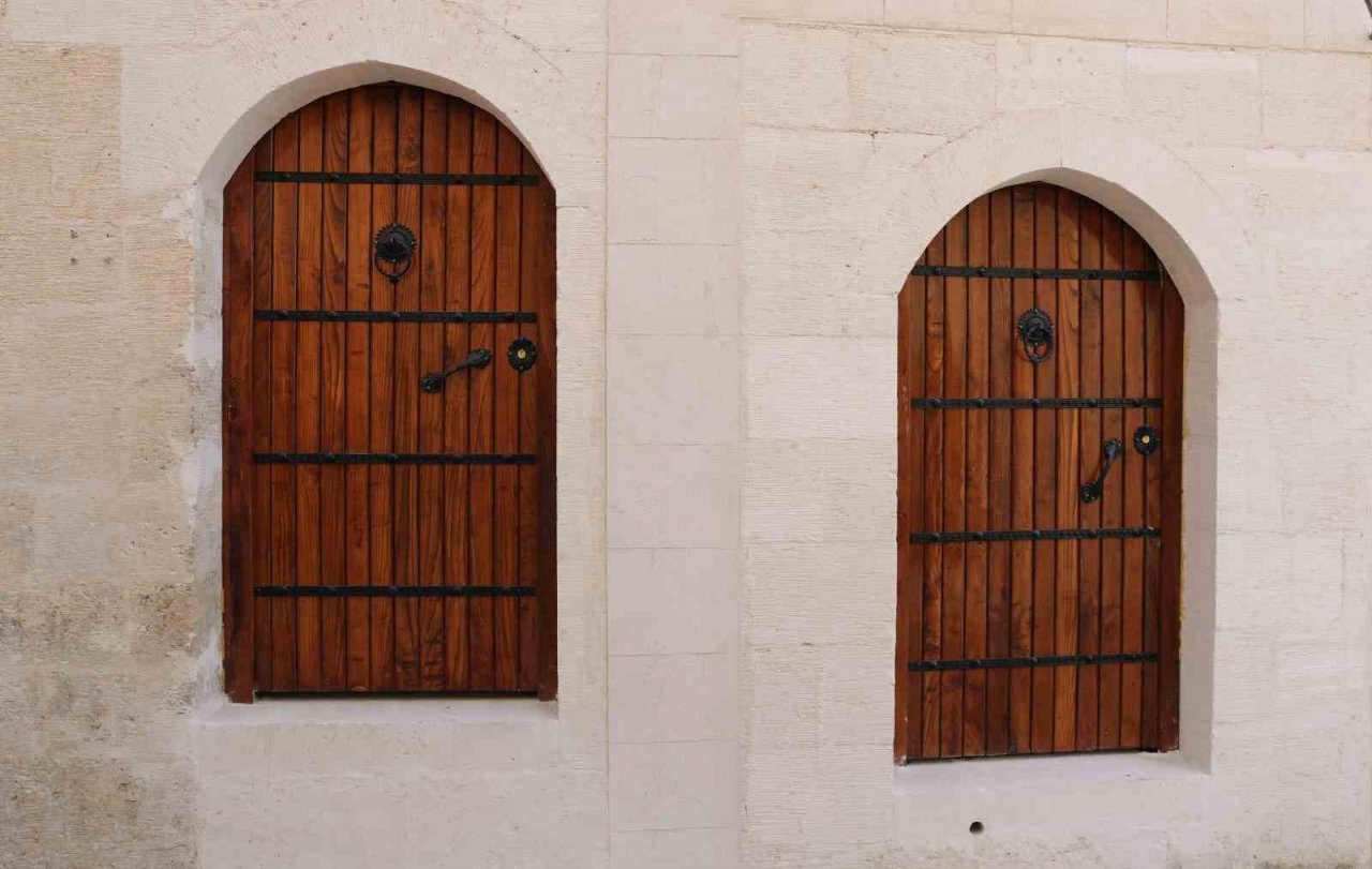 Midyat’ta sokak ve çarşılarda yenileme çalışmaları tamamlandı