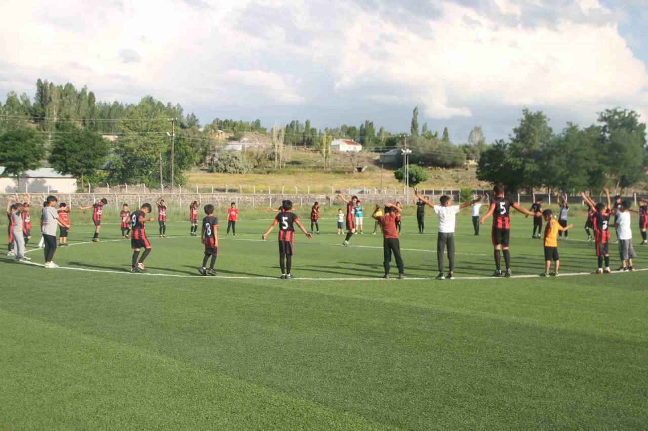 Malazgirt’te futbol akademisi kuruldu