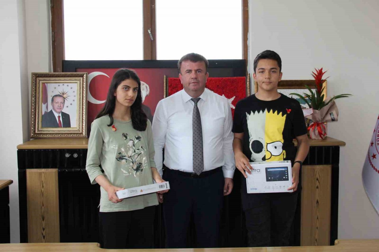 Adıyaman’dan 2 öğrenci LGS Şampiyonu oldu