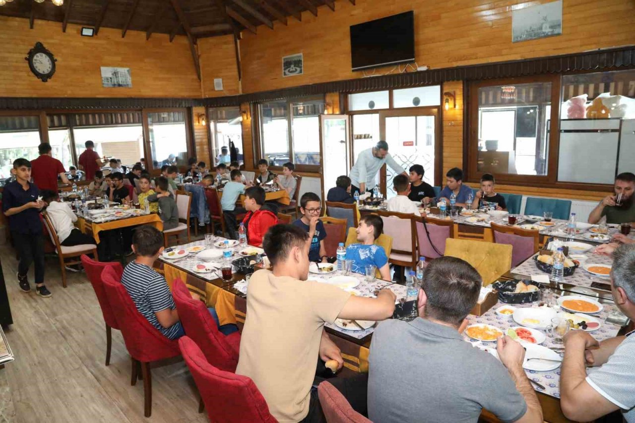 Öğrencilerin yılsonu etkinliği