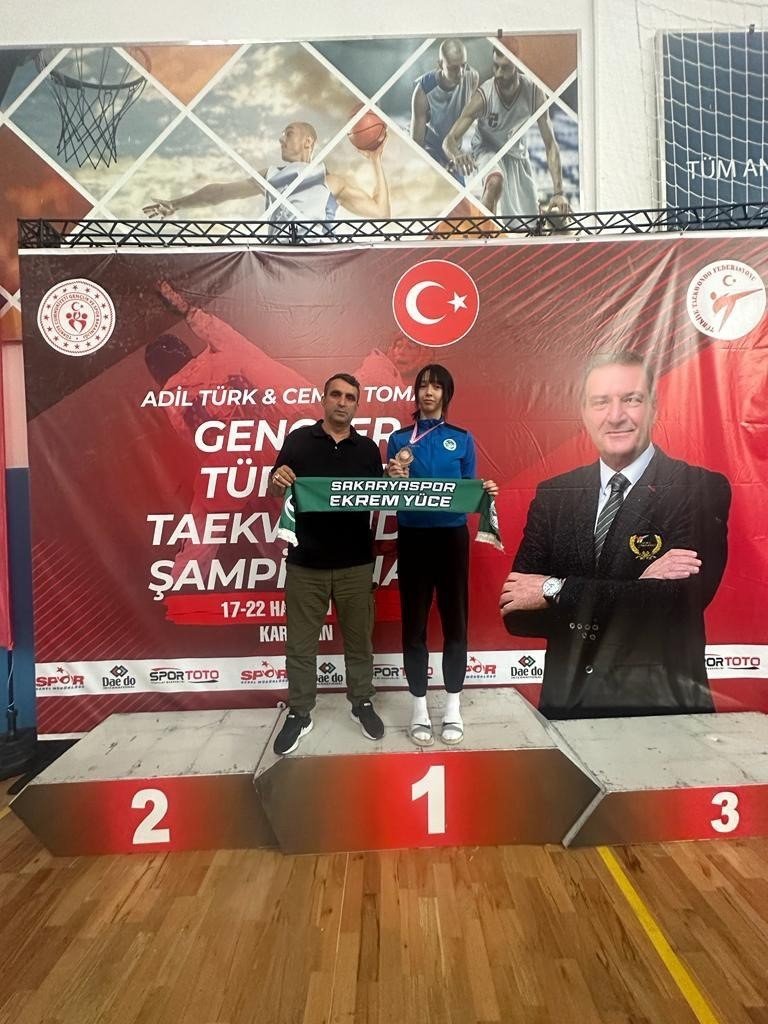 Sakarya Büyükşehir taekwondocusu Milli Takım’da