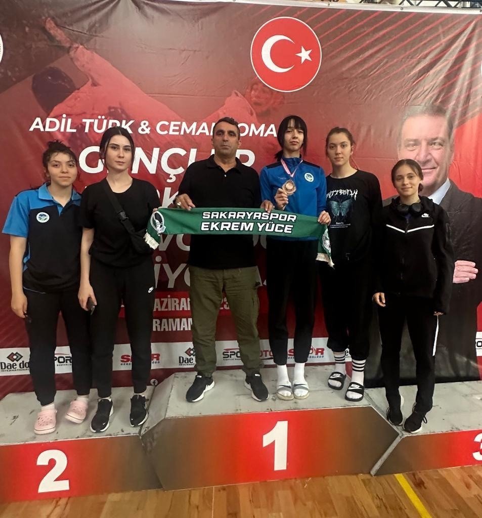 Sakarya Büyükşehir taekwondocusu Milli Takım’da