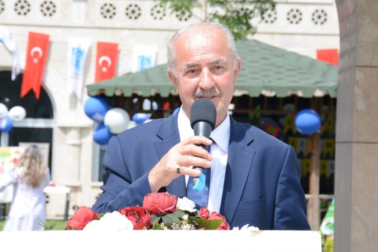 Tuşba’da ‘Yılsonu Sergi ve Sertifika’ töreni