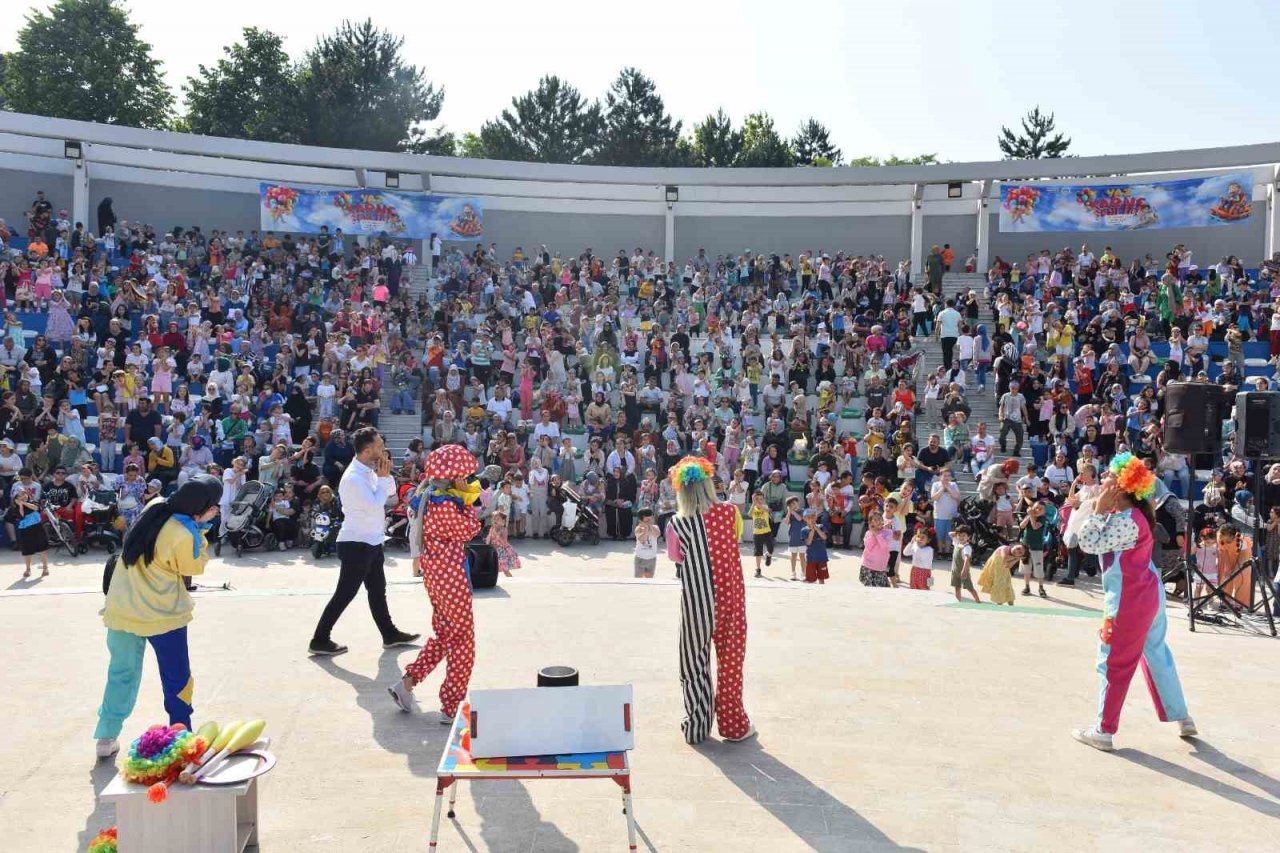 Yıldırımlı çocuklar doyasıya eğlendi