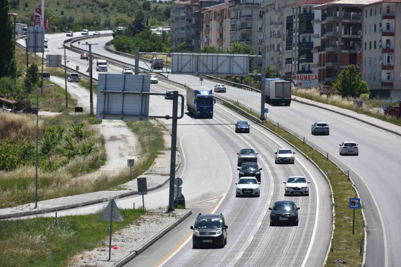 D100 Tosya geçişinde bayram yoğunluğu