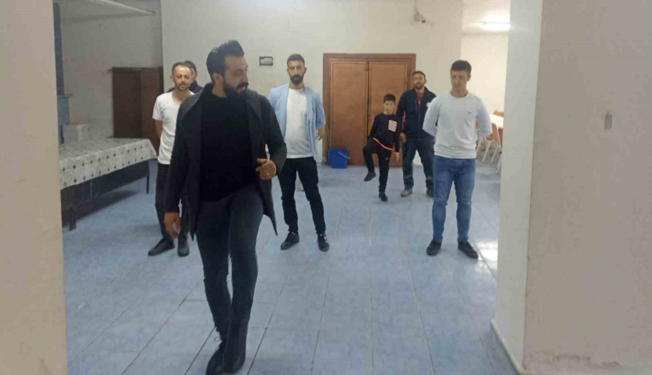 Altıntaş’ta halk oyunları kursu