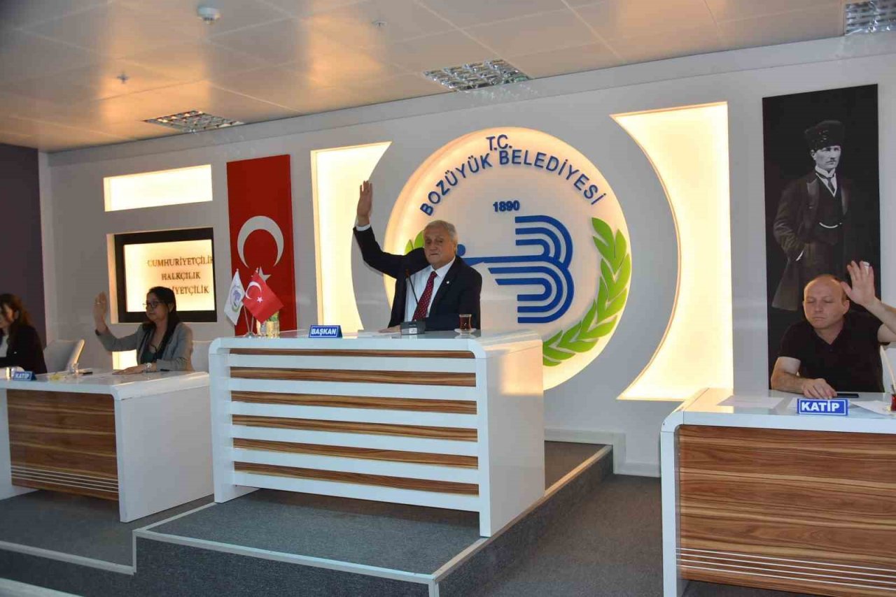 Bozüyük’te tramvay ve otopark ücretleri belirlendi