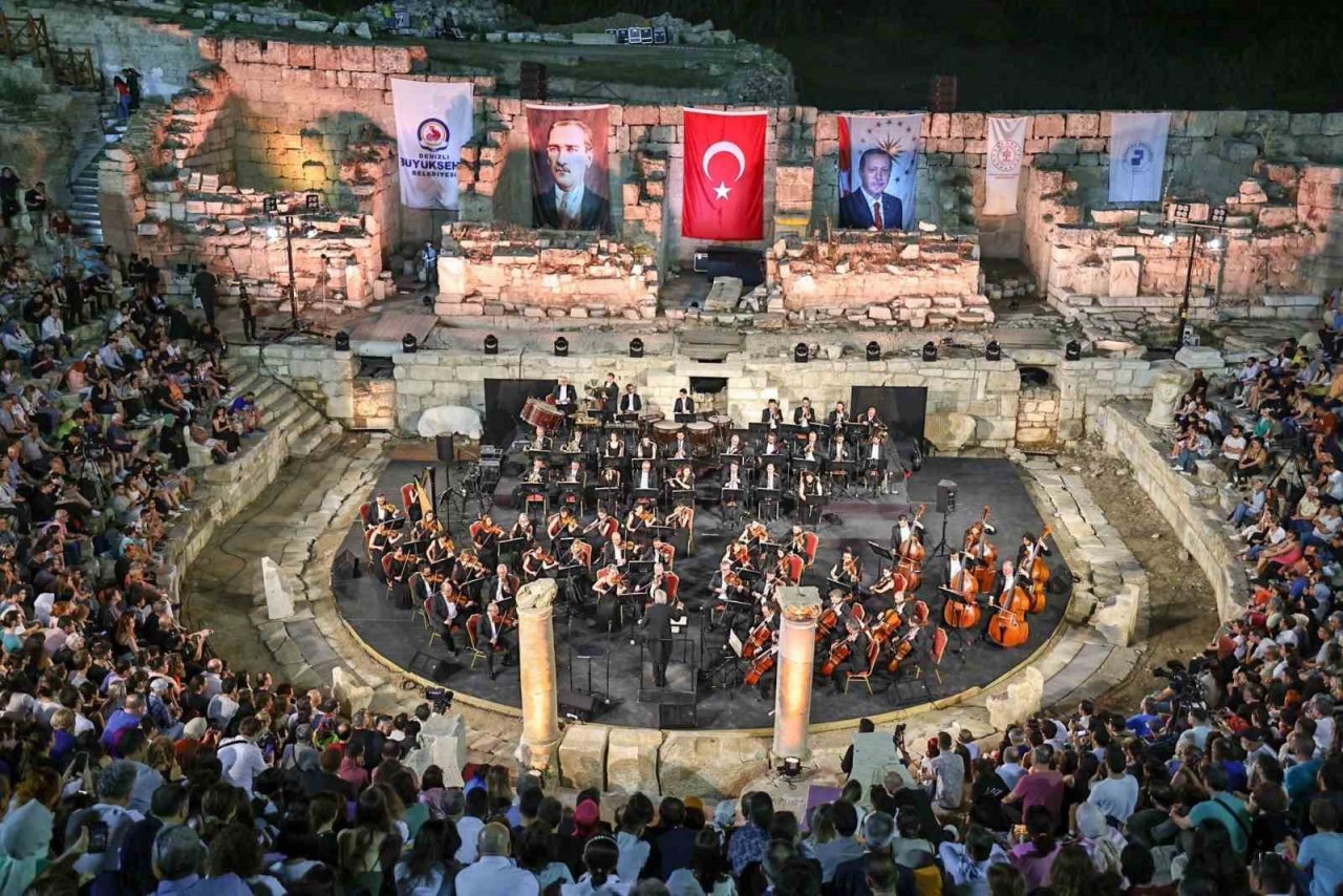 Cumhurbaşkanlığı Senfoni Orkestrası’ndan Laodikya’da müzik ziyafeti