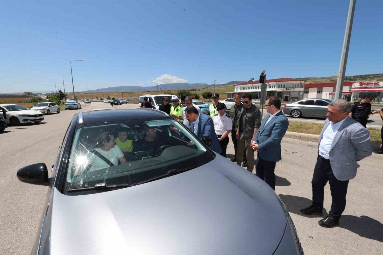 Vali Masatlı, bayram trafiği denetimlerine katıldı