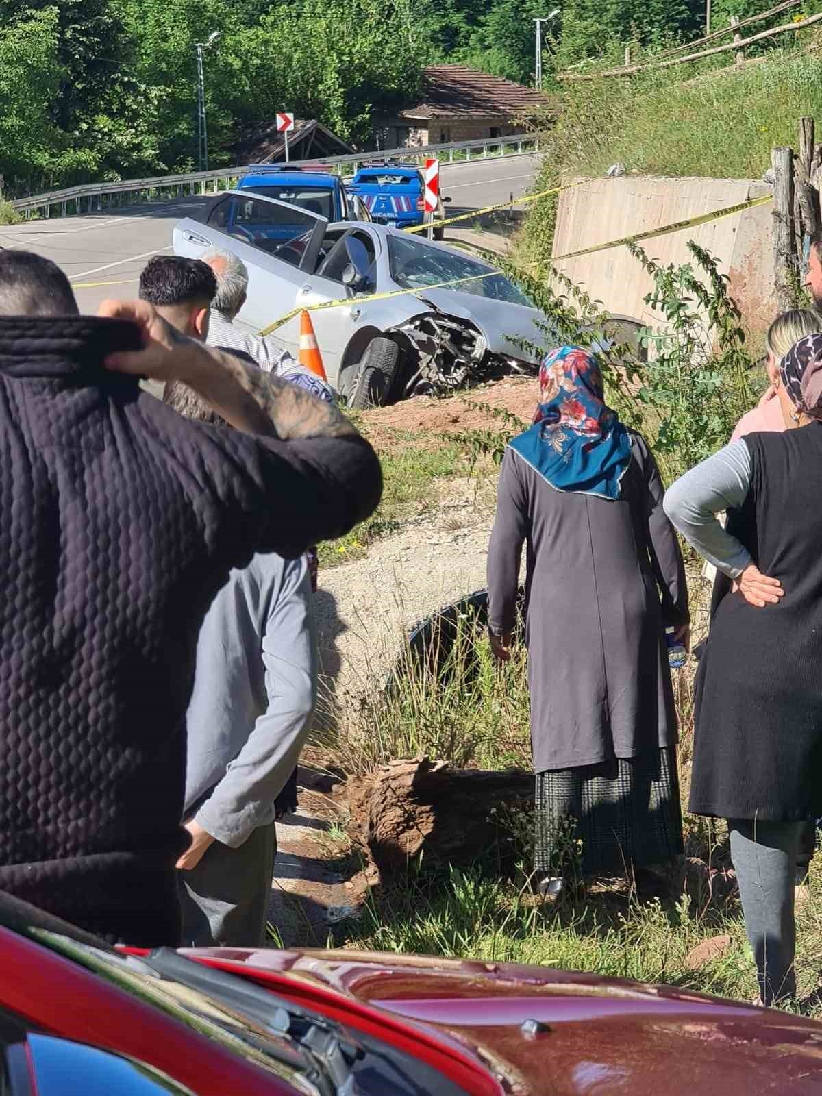 Bayram yolunda feci kaza: 3 ölü, 1 ağır yaralı