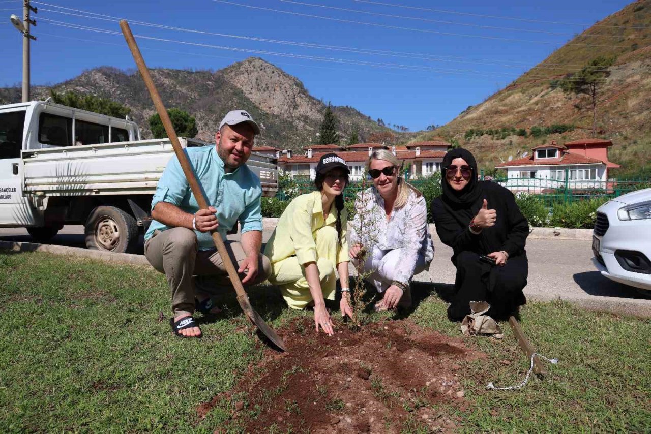 Kardeş şehirden Marmaris’e fidan