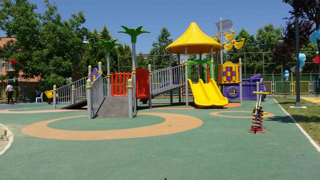 Kocaeli’de ilk ve tek otizmli bireyler ile ailelerine nefes olacak merkez açıldı