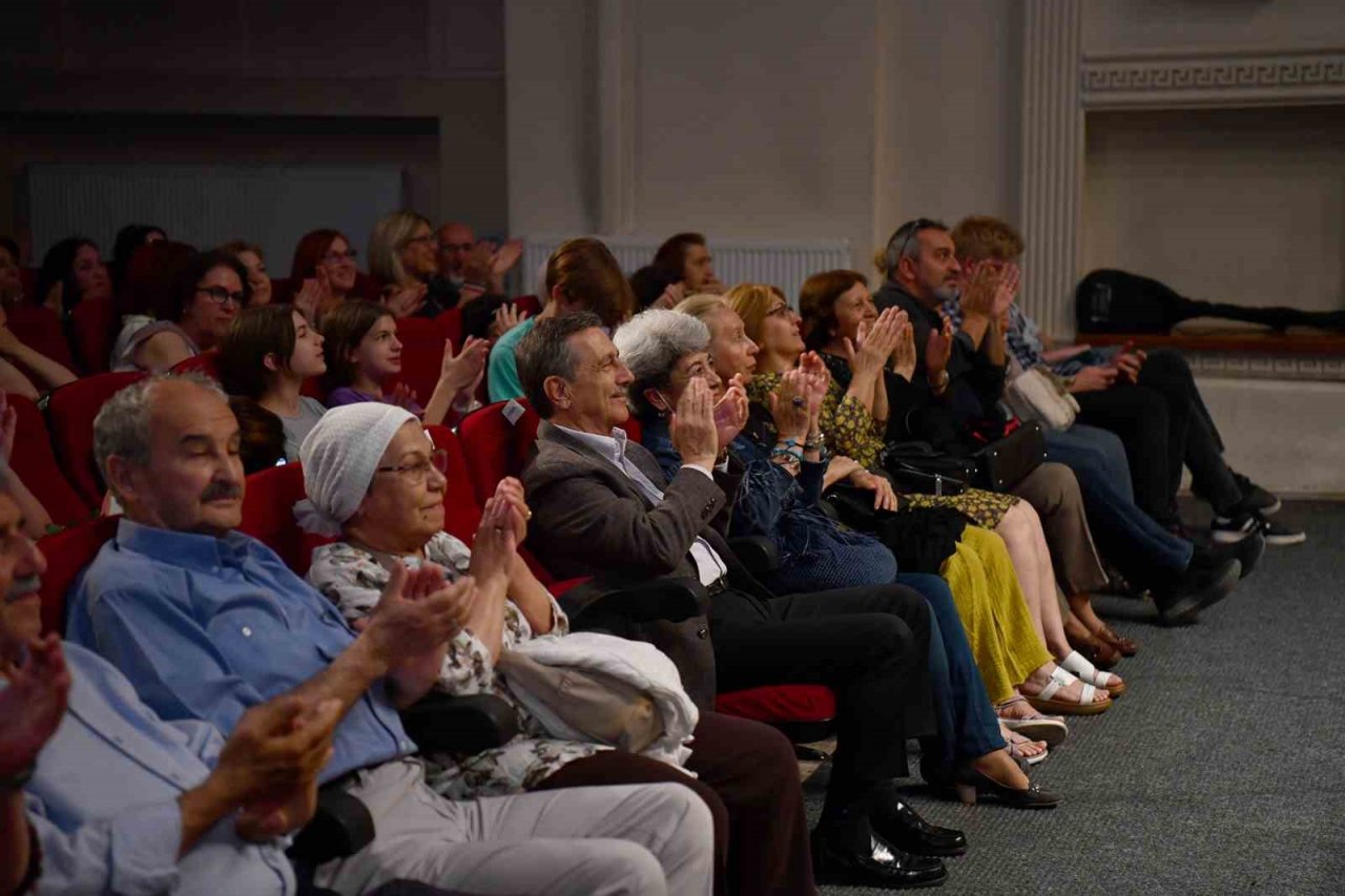 Sevda Şarkıları konserine tam not