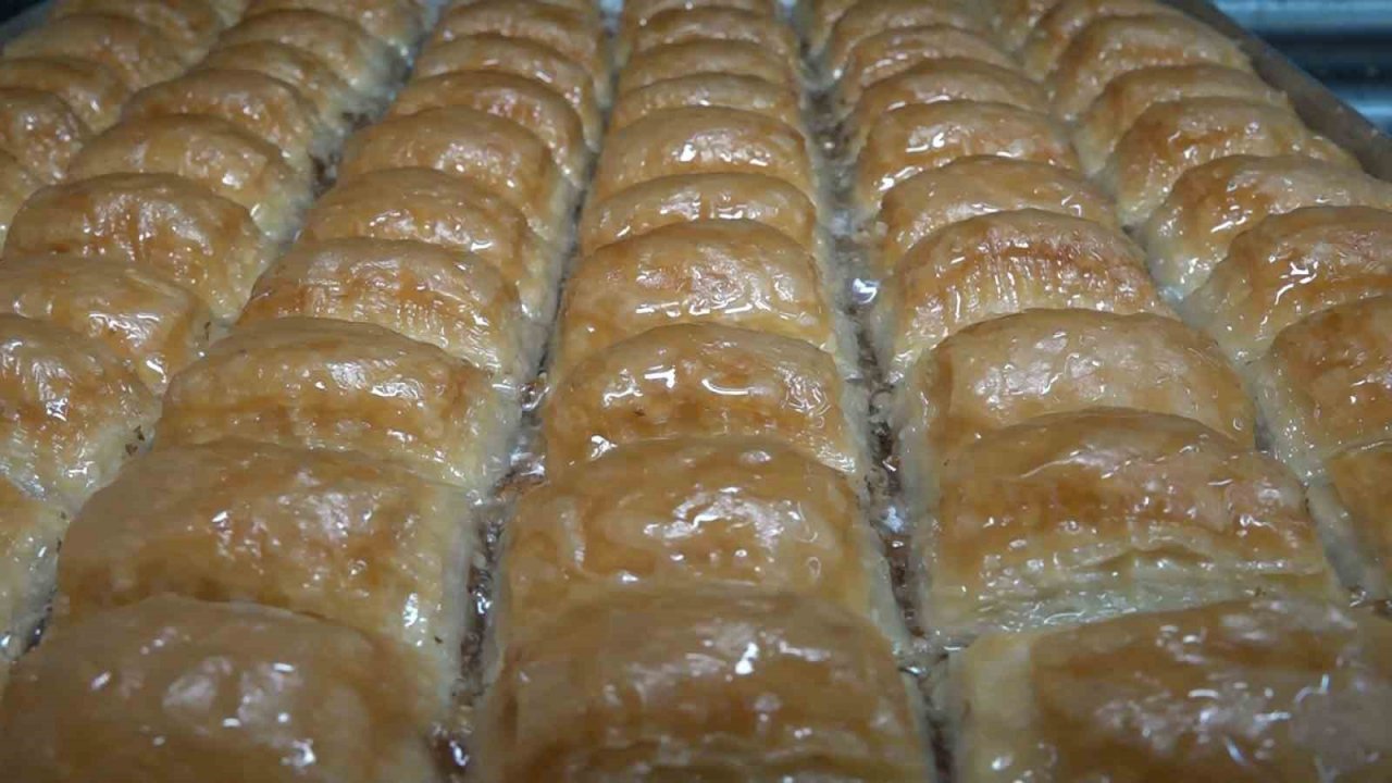 Baklava yerine şerbete para vermeyin