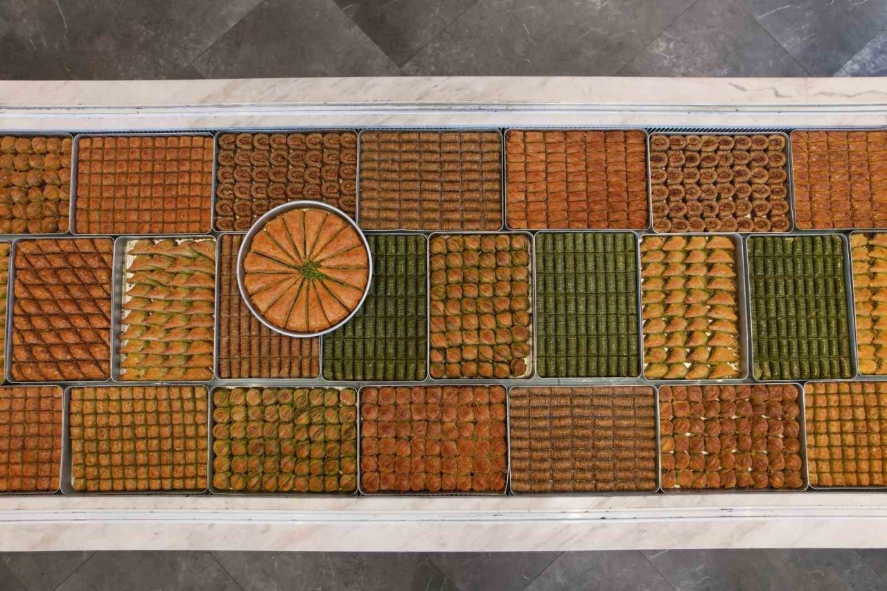 Baklava yerine şerbete para vermeyin