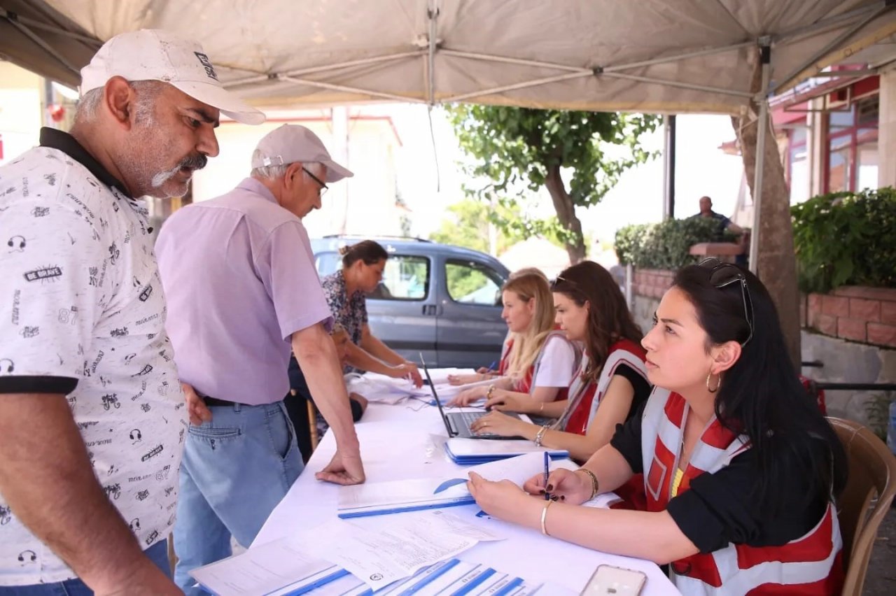 Sel felaketinin yaşandığı bölgelerde çalışmalar sürüyor