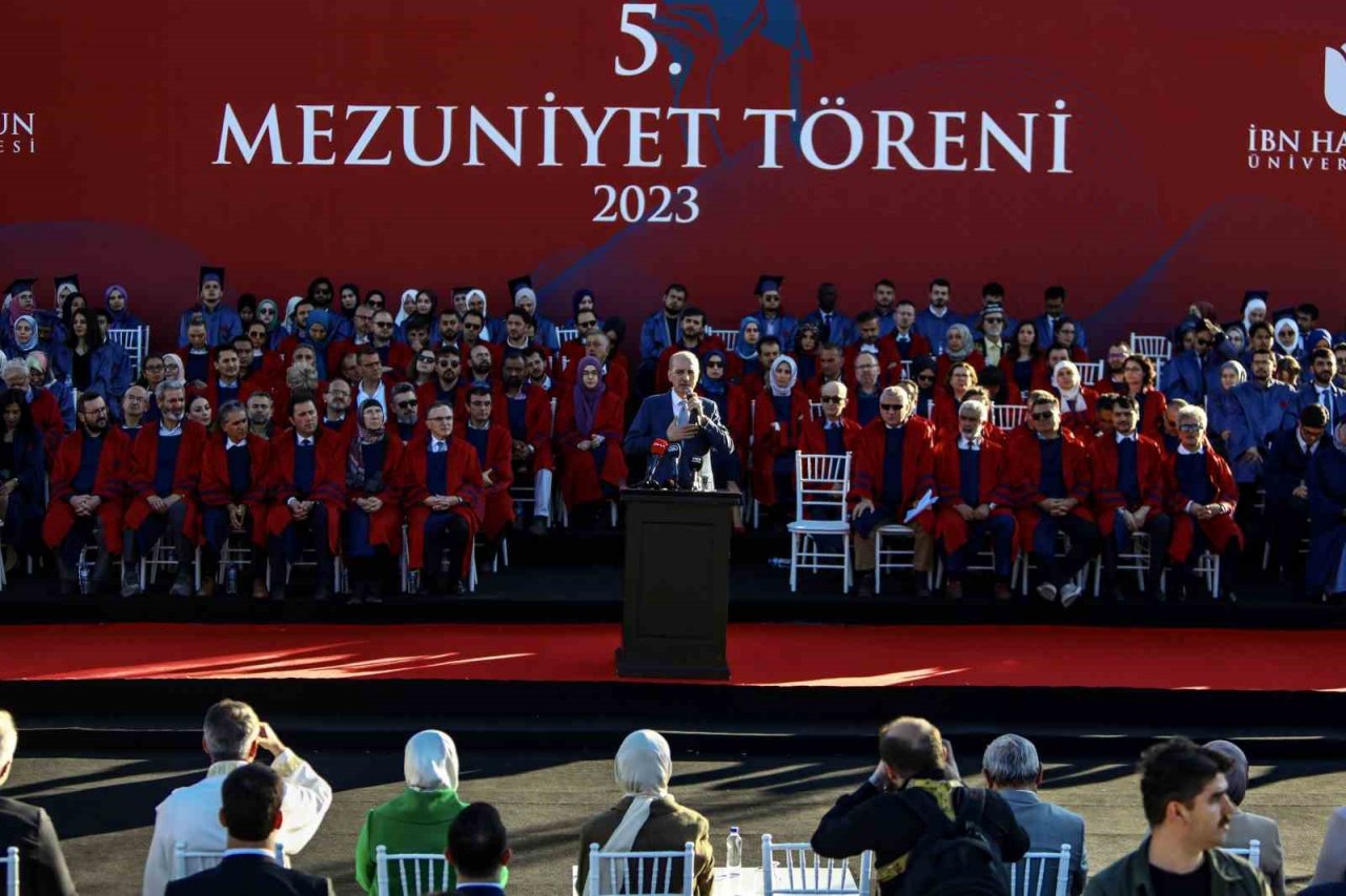 TBMM Başkanı Kurtulmuş: “Dünyanın ihtiyacı olan hikmet ve irfanla donanmış olan bir bilgiye sahip olmak”