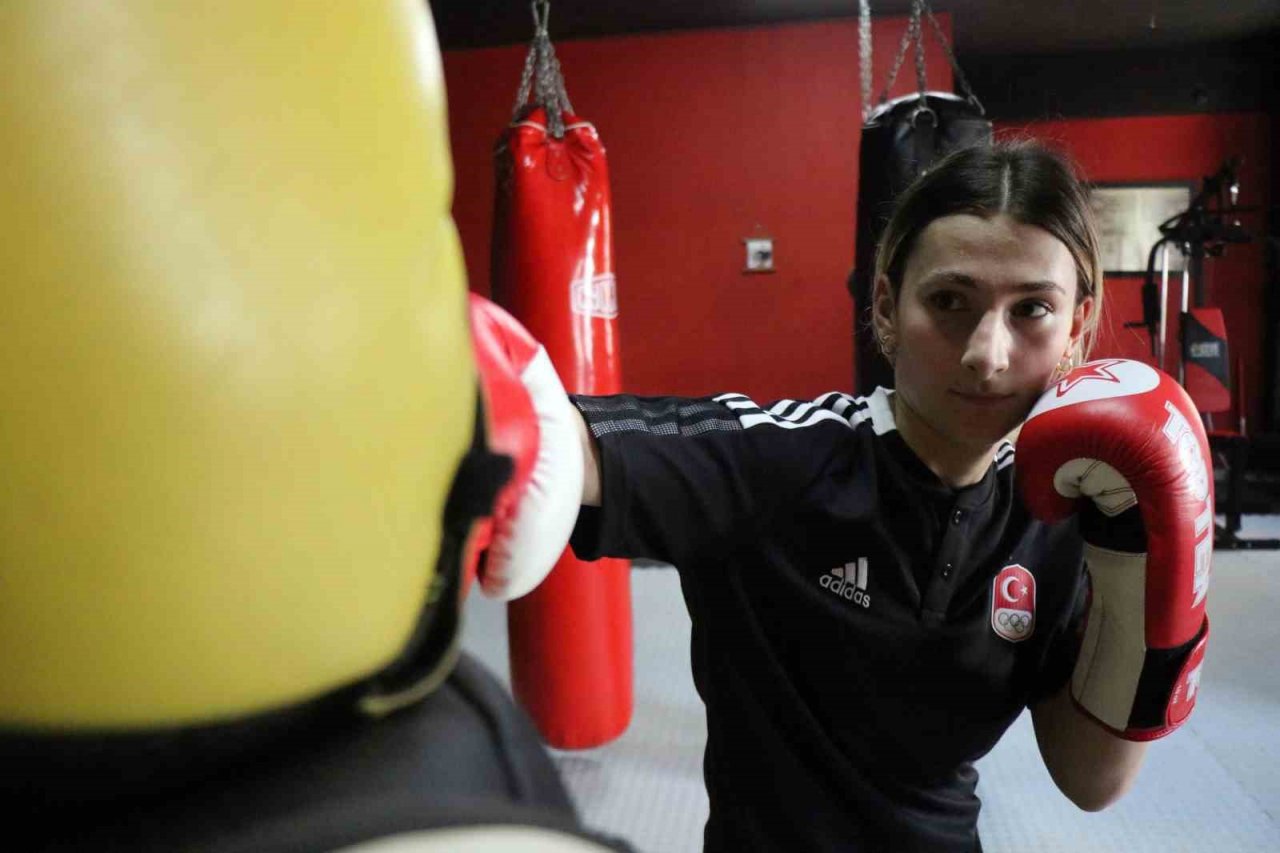 Yaşının 2 katı şampiyonluğu olan genç sporcu, ‘Avrupa Oyunları’ yolunda
