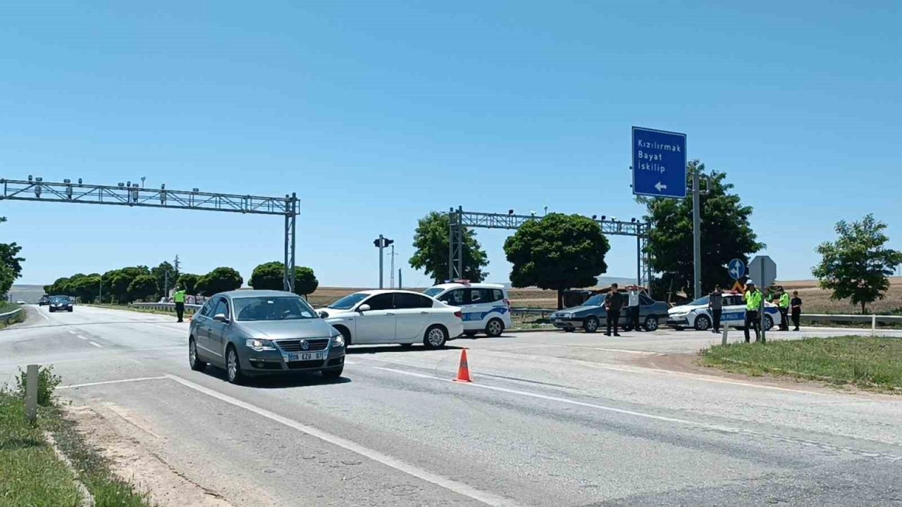 Çankırı’da iki otomobil çarpıştı: 1 yaralı