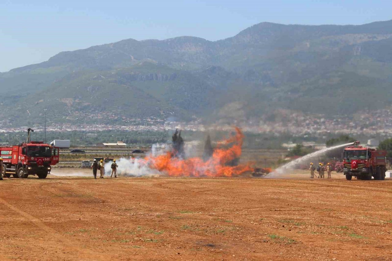 Bakan Yumaklı açıkladı: “Yangına müdahale süresinde hedef, 10 dakika”