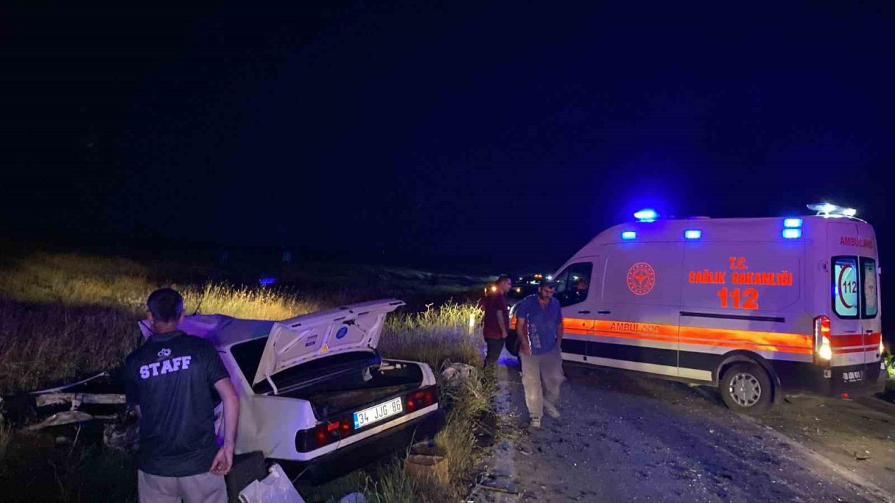 Tekirdağ’daki iki otomobilin çarpıştığı kazada can pazarı: 4 yaralı