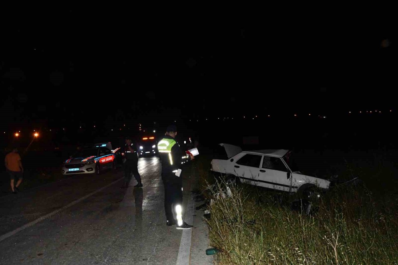 İki otomobilin karıştığı kazada 4 kişi yaralandı