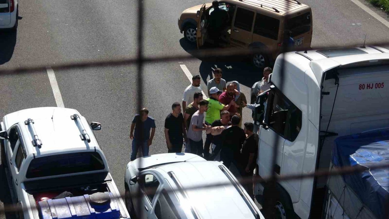 TEM’in Bolu geçişinde yumruk yumruğa kavga