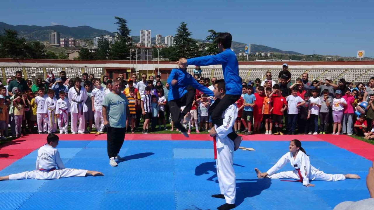 Yaz spor okulları şenlikle başladı