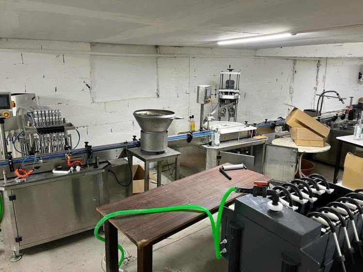 (Düzeltme) Sahte içki üreticilerine büyük darbe: 26 bin 300 litre sahte içki ele geçirildi