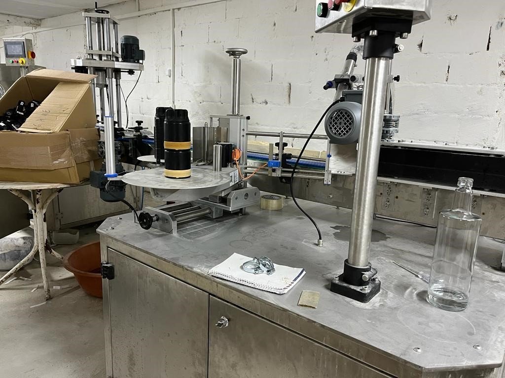 (Düzeltme) Sahte içki üreticilerine büyük darbe: 26 bin 300 litre sahte içki ele geçirildi