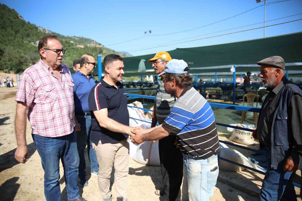 Alanya Belediyesi Kurban Satış Tesisi Kurban Bayramı’na hazır