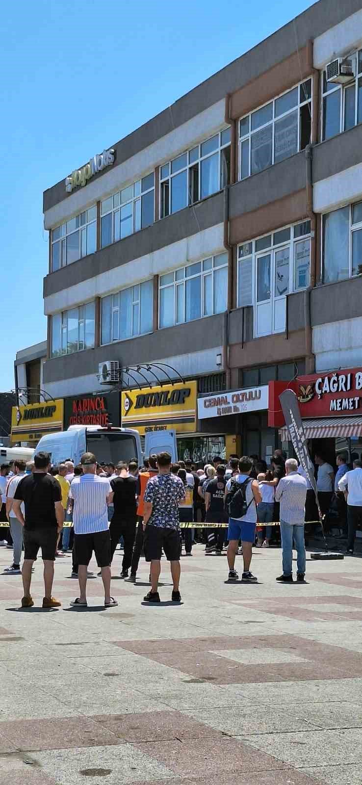 Bayrampaşa’da alacaklısını öldürdü, 2 gün sonra teslim oldu