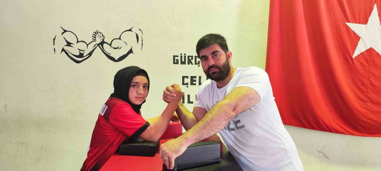 14 yaşındaki demir bileğin hedefi dünya şampiyonluğu