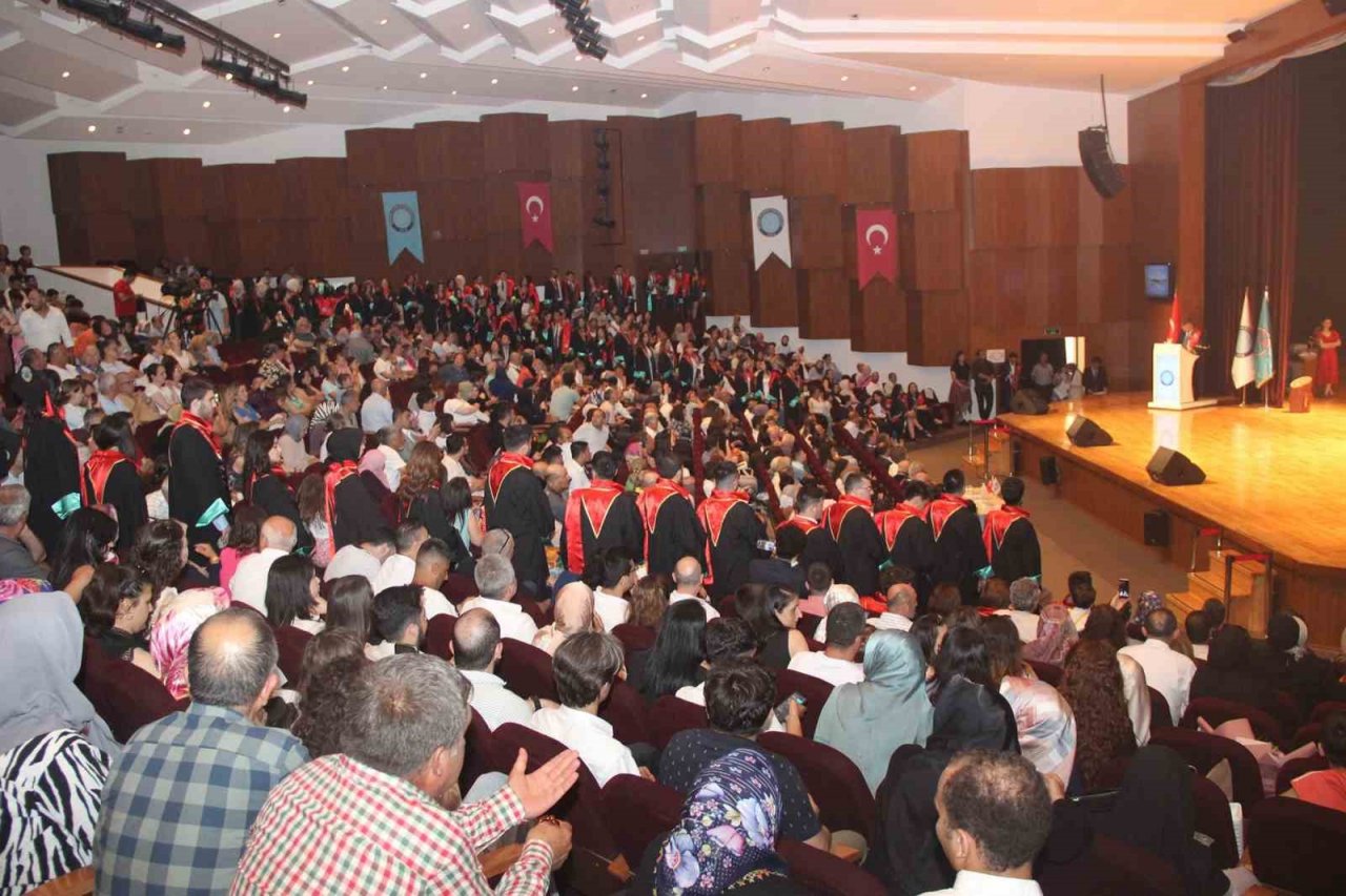 Adalet sistemine yeni hukukçular