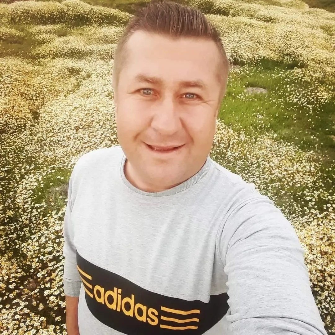 Karısına mesaj atan kişiye önce arabayla çarptı, sonra pompalı tüfekle öldürdü