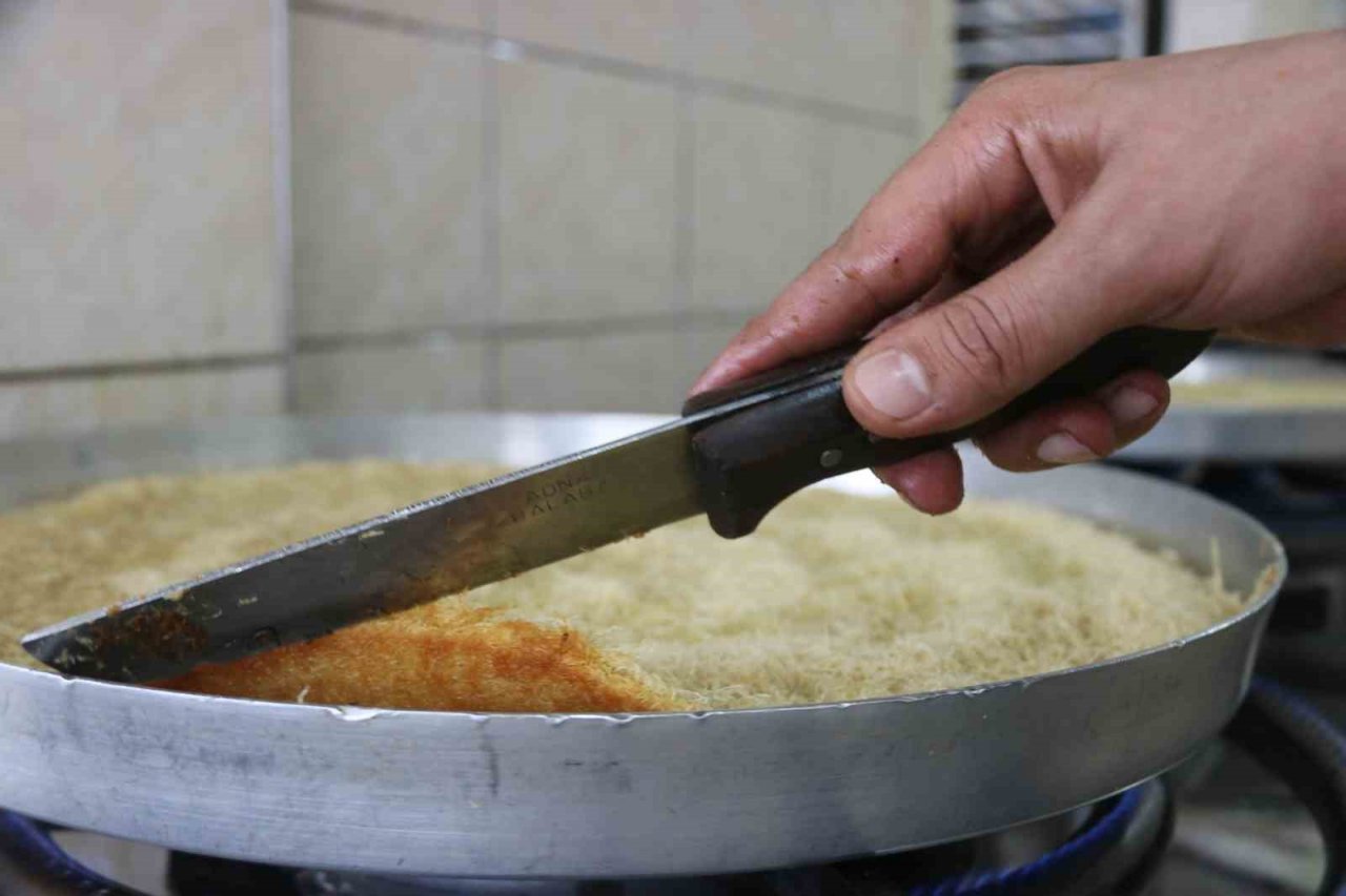 Diyarbakır’da Kurban Bayramı için 35 ton ’tescilli’ burma kadayıf üretilecek