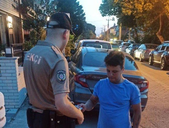 Edremit polisi ‘Bayram Huzuru’ operasyonunda didik didik aradı