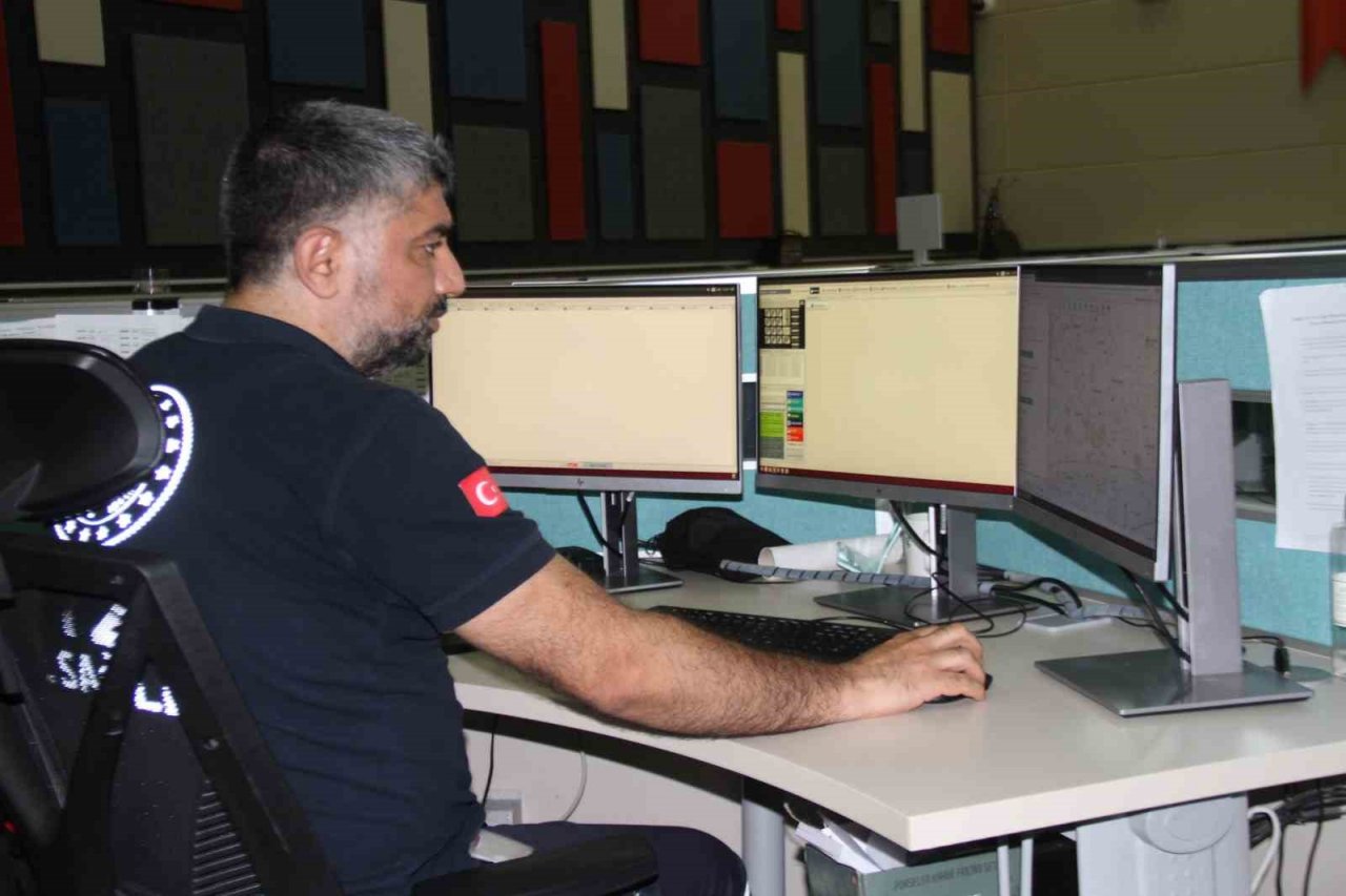 112 Acil Çağrı Merkezini arayarak ’Domatesi nereden alabilirim’ diye sormuşlar